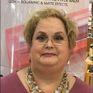 Meet your Posher, Colleen